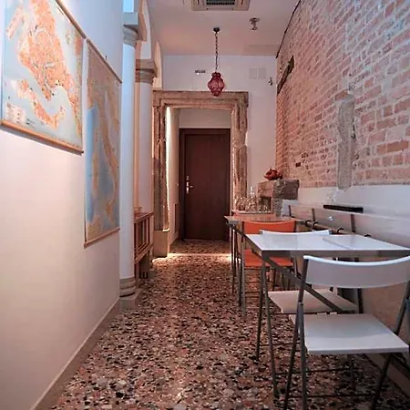3C B&B-2